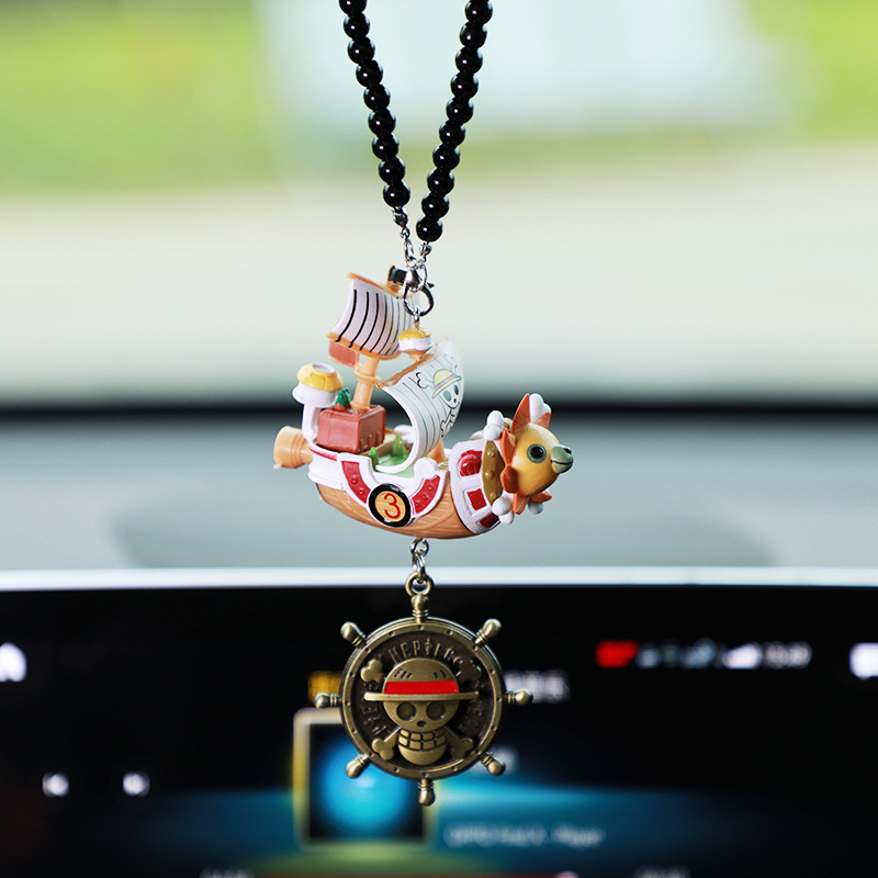 Car Accessories In Japan - EEN STUK Autohangend ornament Merry Go