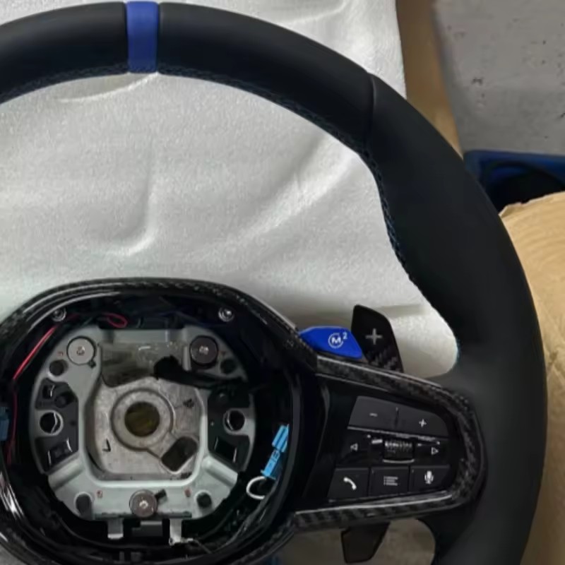 Lederen stuurwielbekleding voo - Car Accessories For Steering Wheel recensie en prijs